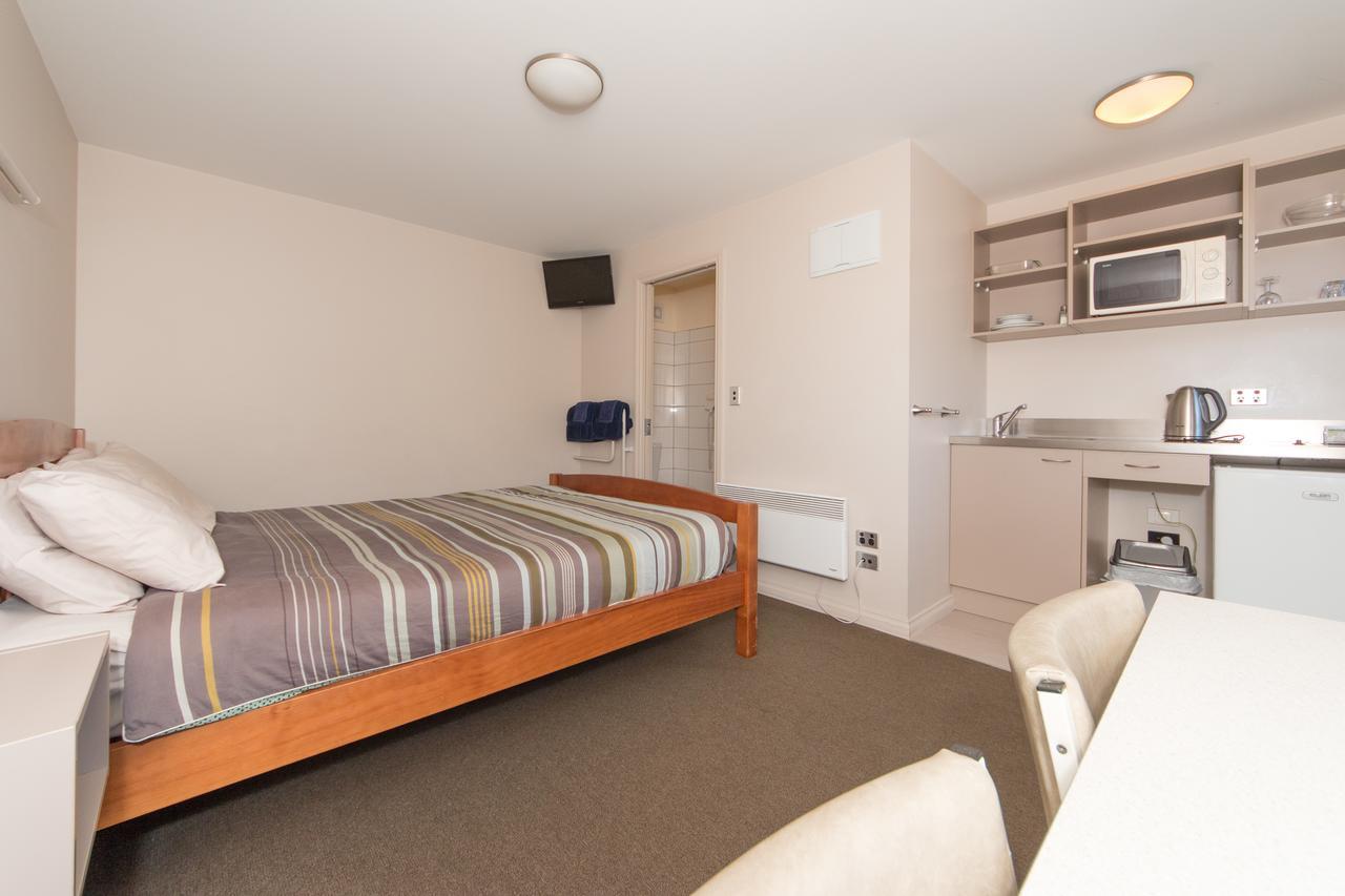 Aaron Lodge Holiday Park ダニーデン エクステリア 写真