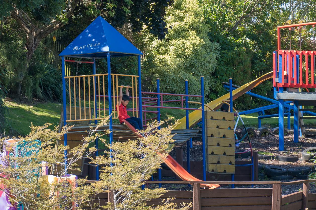 Aaron Lodge Holiday Park ダニーデン エクステリア 写真