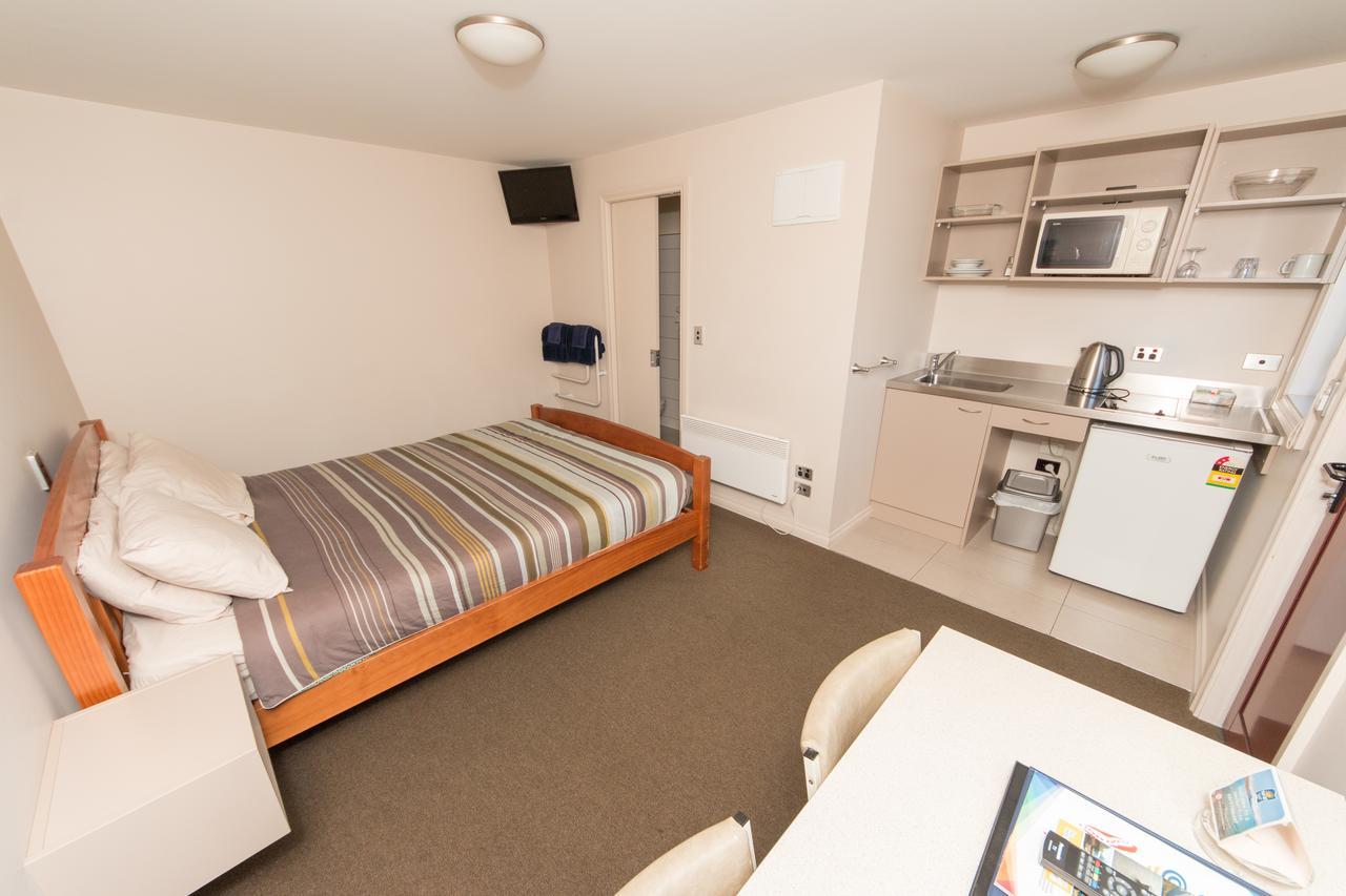 Aaron Lodge Holiday Park ダニーデン エクステリア 写真